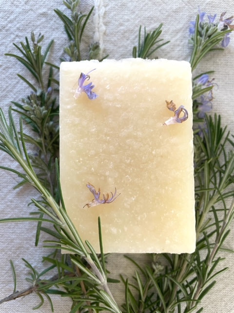 Why Most Shampoo Bars Are Not Real Soap ( And what's Better for Your Hair)